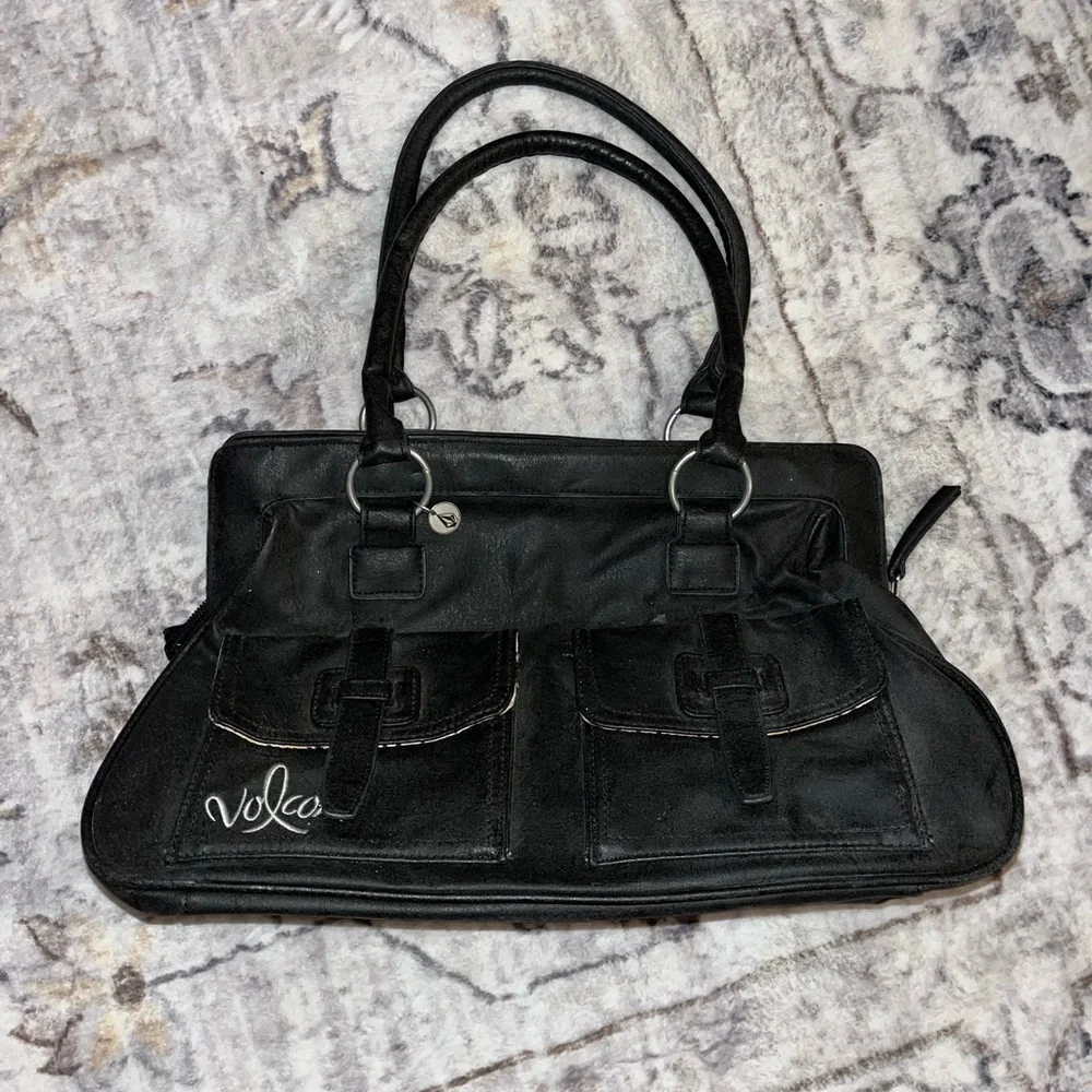 Volcom Purse - Picture 1 of 2